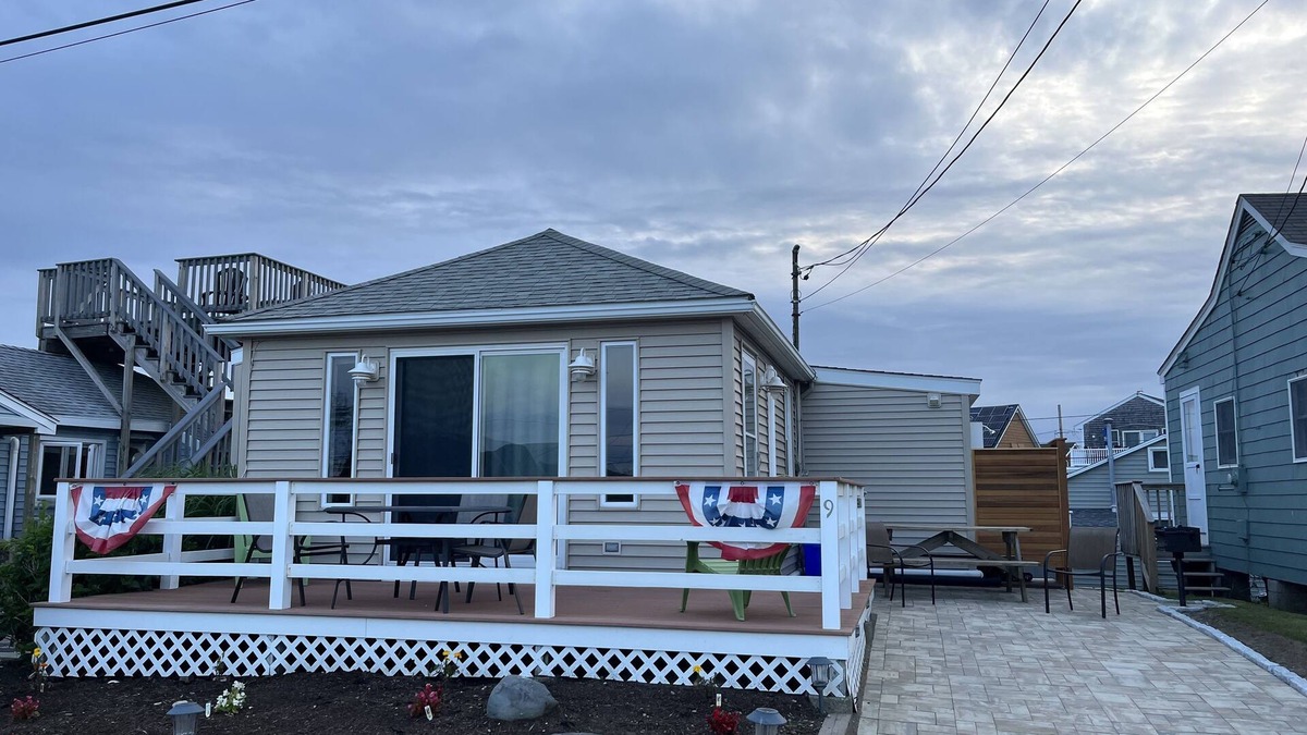 Breakwater Village Cottage | Short term rental available. Starting November 1st 2025 to May 2026
