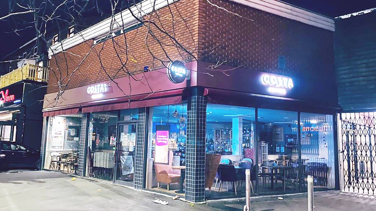 Chorlton-cum-Hardy House | Short Term Shared R&R In Chorlton