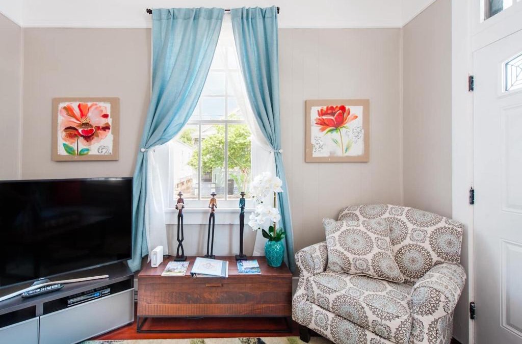 Treme Apartment | Shotgun Craftman House with Private Patio