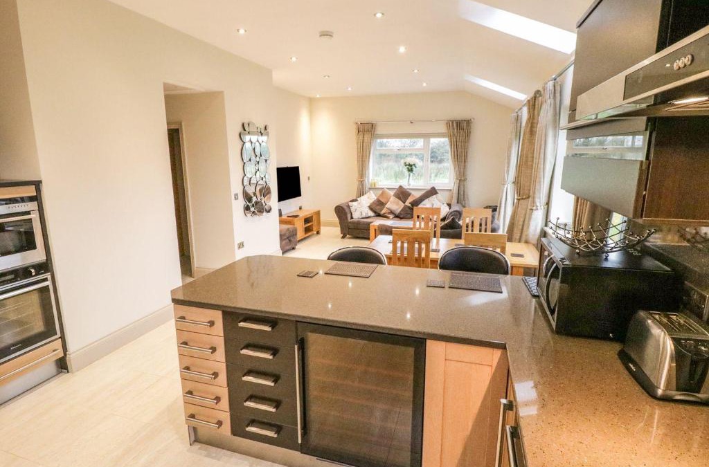 Blackburn House | Shreyas Cottage