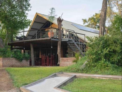 Matabeleland North Cabin | Sian-simba-river-lodge