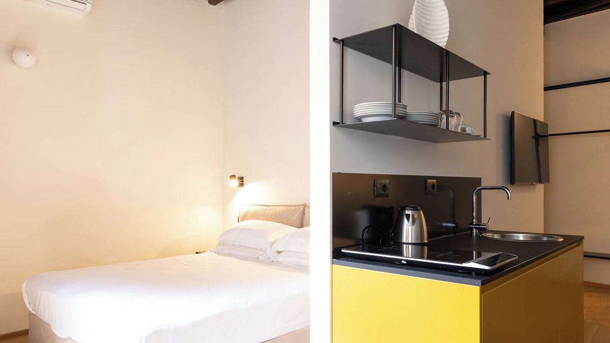 Tivoli Apartment | Sibilla Room - Residenza San Valerio in the historic center of Tivoli
