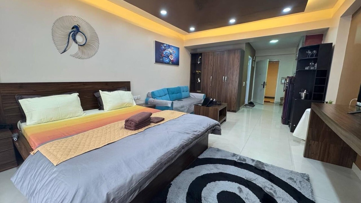 Rajarhat Apartment | Siddha Xanadu,Near Airport & CC2