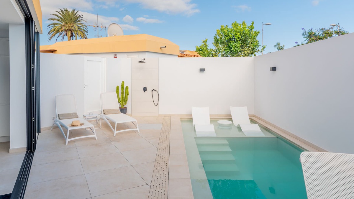 Playa del Ingles Villa | "Siena" in the heart of Playa del Ingles, 10 minutes walk from the beach.