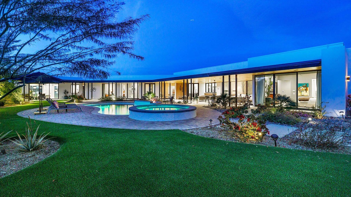 Rancho Mirage House | 'Sierra Vista' 7 BR Estate w/Pickleball!