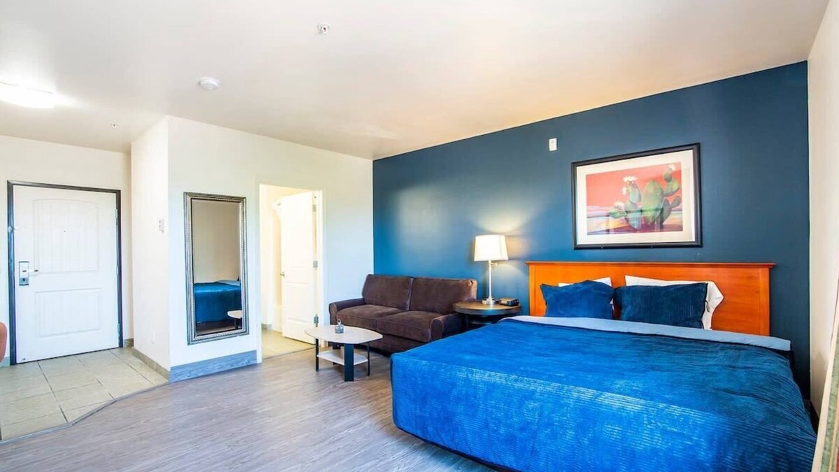 Sierra Vista Apartment | Sierra Vista Studio King Premium