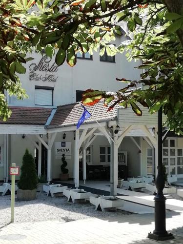 Harkany Hotel | Siesta Club Apartman Harkány