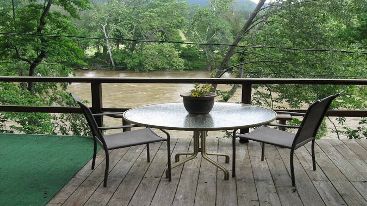 Luray Cabin | Siesta River Cabin, Riverfront, fabulous views G.W. Forest, hottub, fireplace