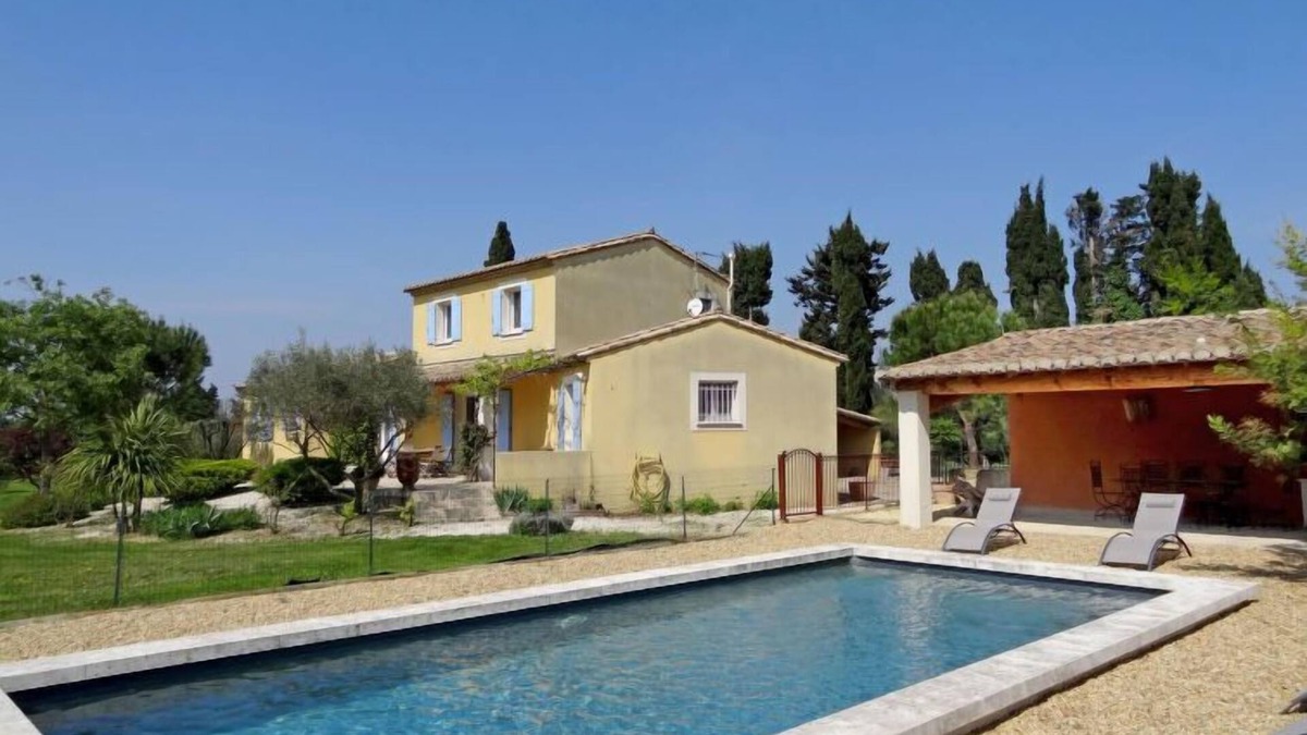 Eyragues House | Siflora by Interhome