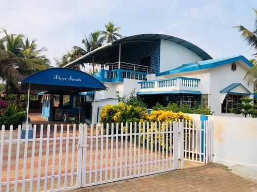 Malpe House | Siilver Sands Beach Villa- Malpe Beach