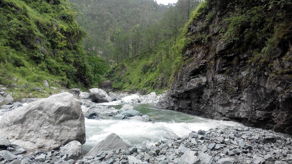 Kaul Other | Silent Valley Alchauna-House along river Kalsa 2