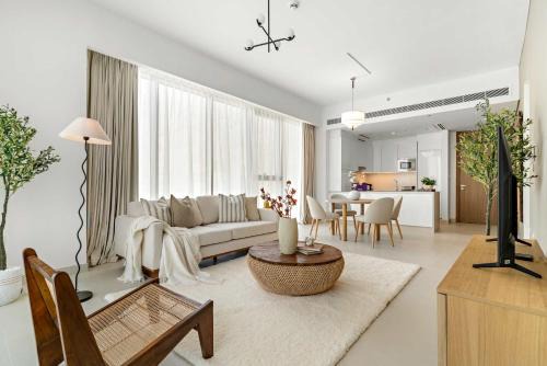 Al Safa Apartment | Silkhaus Charming 1BDR in Canal Front Tower