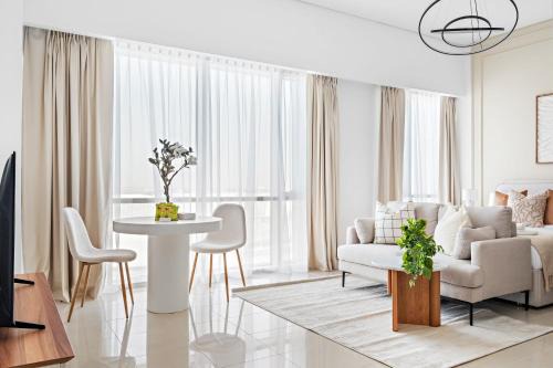 Dubai Apartment | Silkhaus Elegant Studio Near Silicon Central Mall