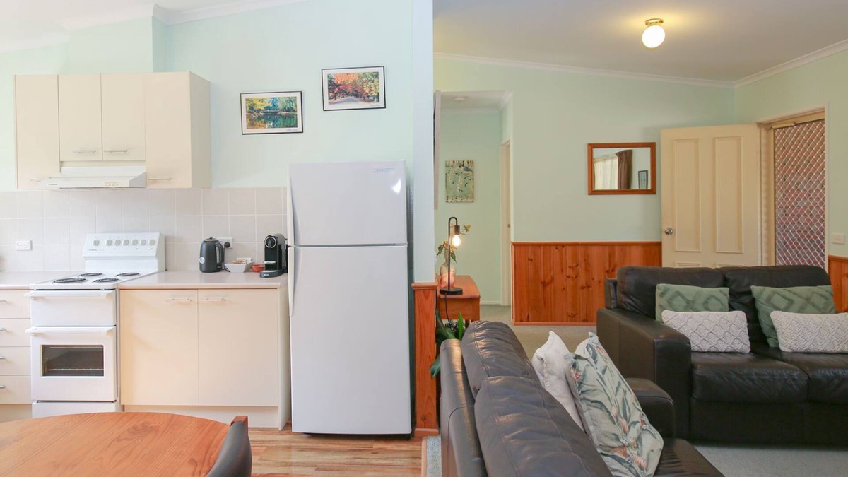 Bright Cottage | SILVER BIRCHES HOLIDAY VILLAGE - UNIT 3