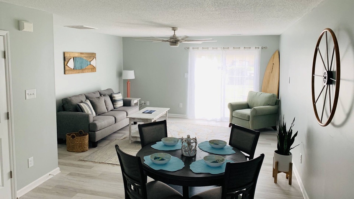 Peletier Apartment | Silver Creek Golf Course 2 Beds 2.5 Baths