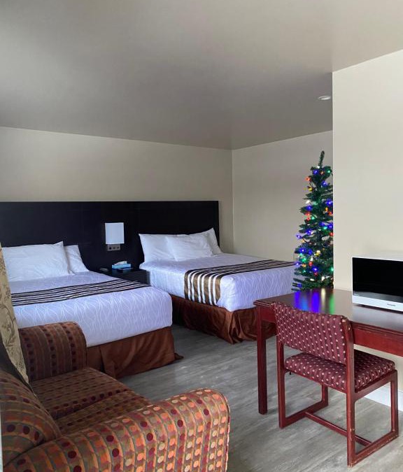 Haliburton Hotel | Silver Maple Motel