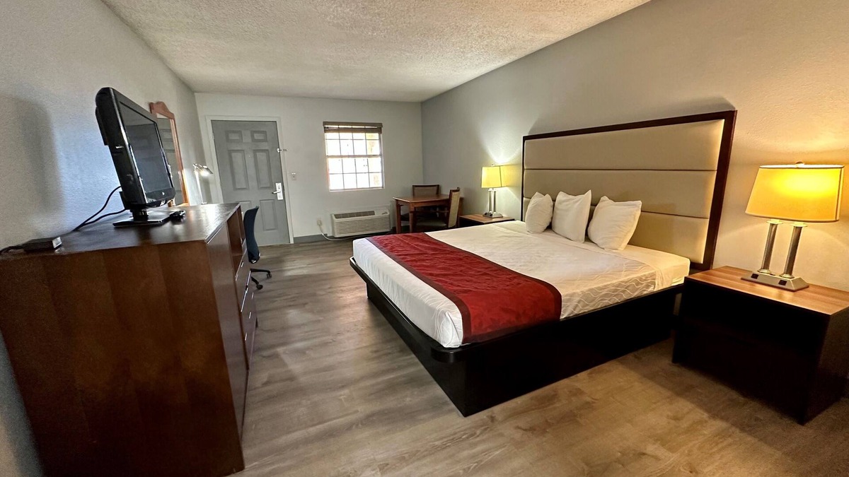 Kingman Hotel | Silver Queen Inn
