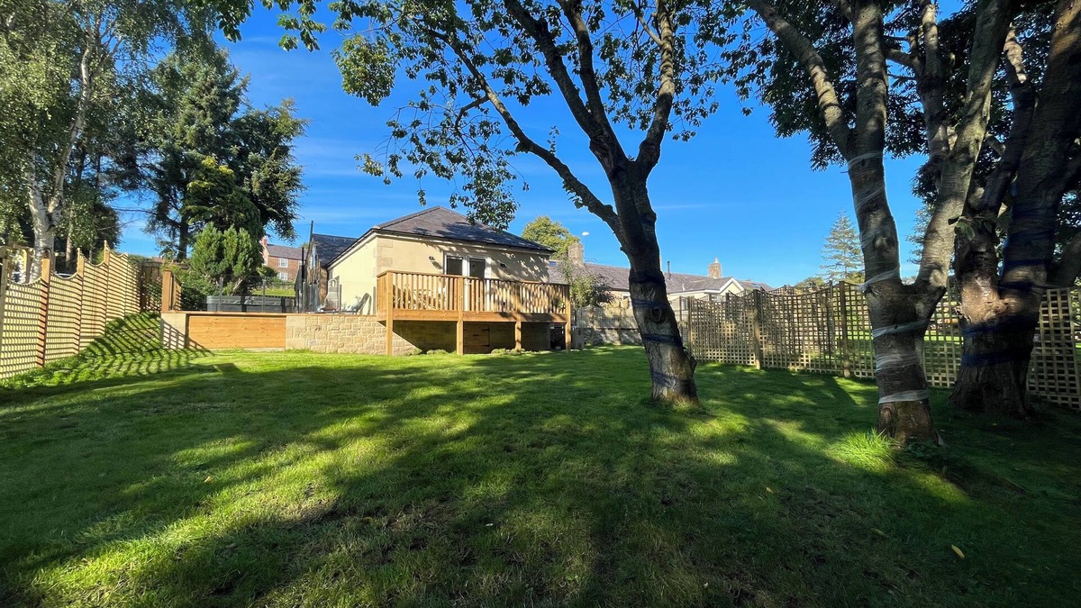 Morpeth Cottage | Silverbrooke Northumbrian Country Cottage with hot tub. Child and dog friendly