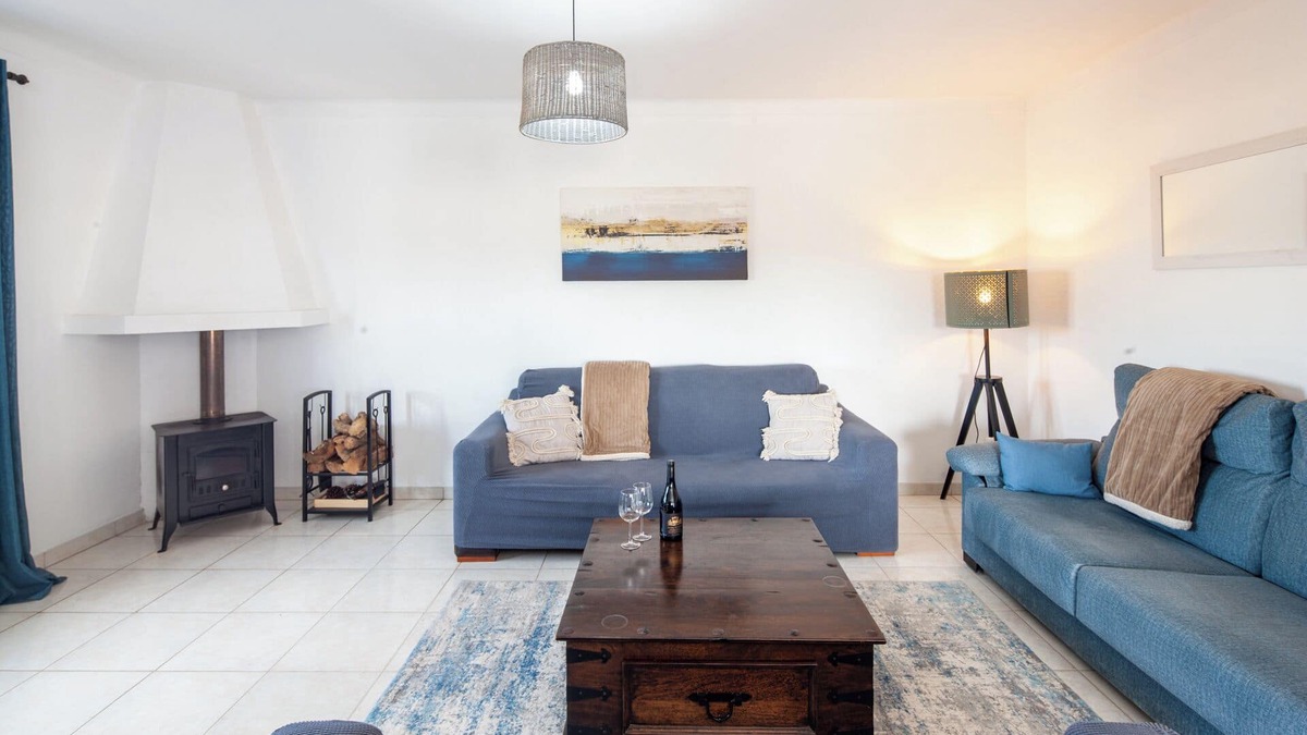 Sao Bernardino Apartment | Silvercoast Apartments - Tulip - Swimming pool, Jacuzzi & amazing sea views