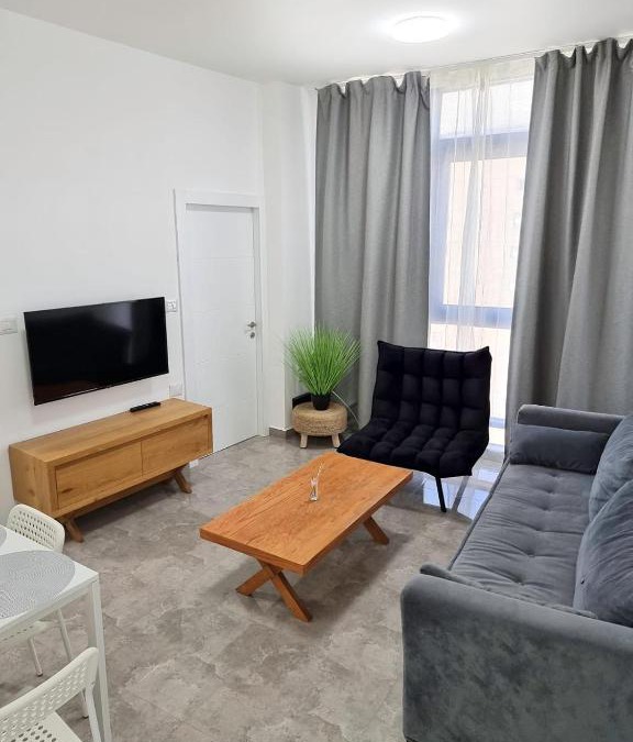 Ashdod Apartment | Sima Suite