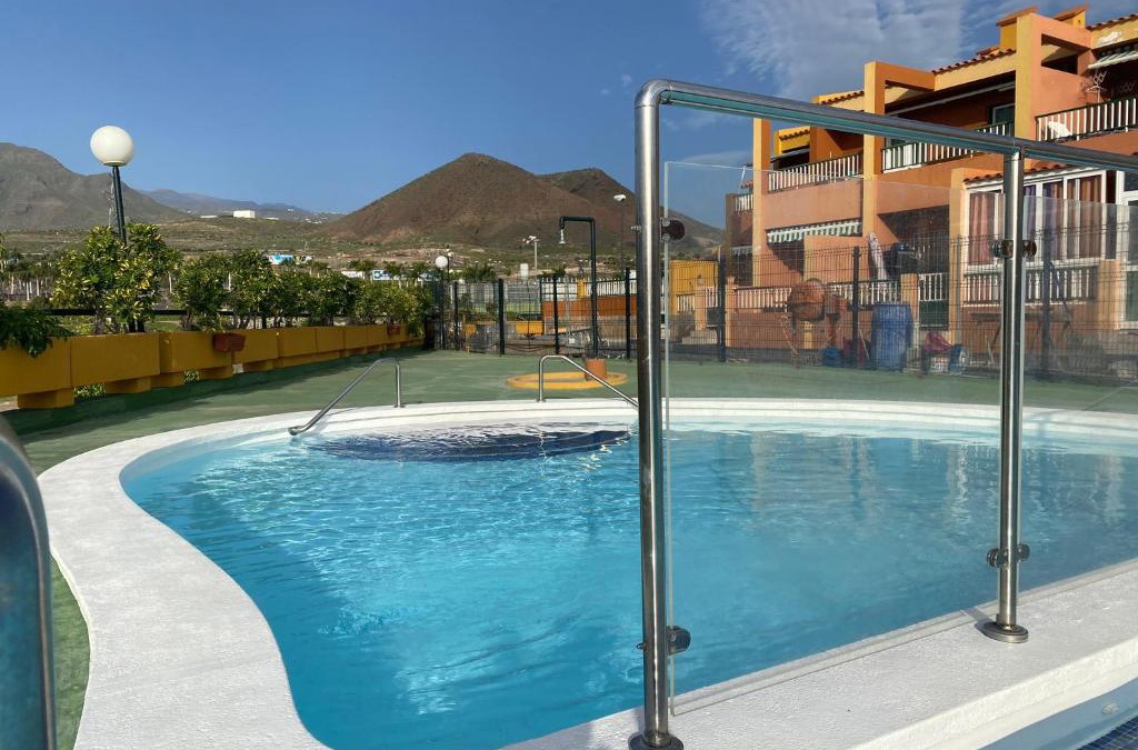 Los Cristianos Ski Chalet | Simon beach house Los Cristianos