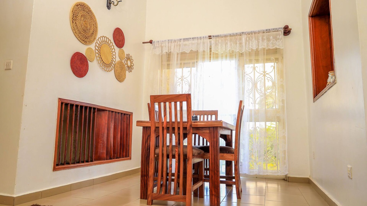 Mukono House | Simple and Ethnic Centric