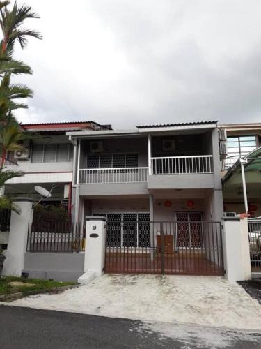 Larut House | Simple Home Taiping 简居 Lakeview