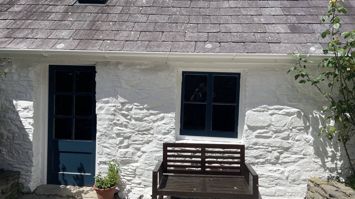 Myddfai House | Simple luxury in Brecon Beacons village house