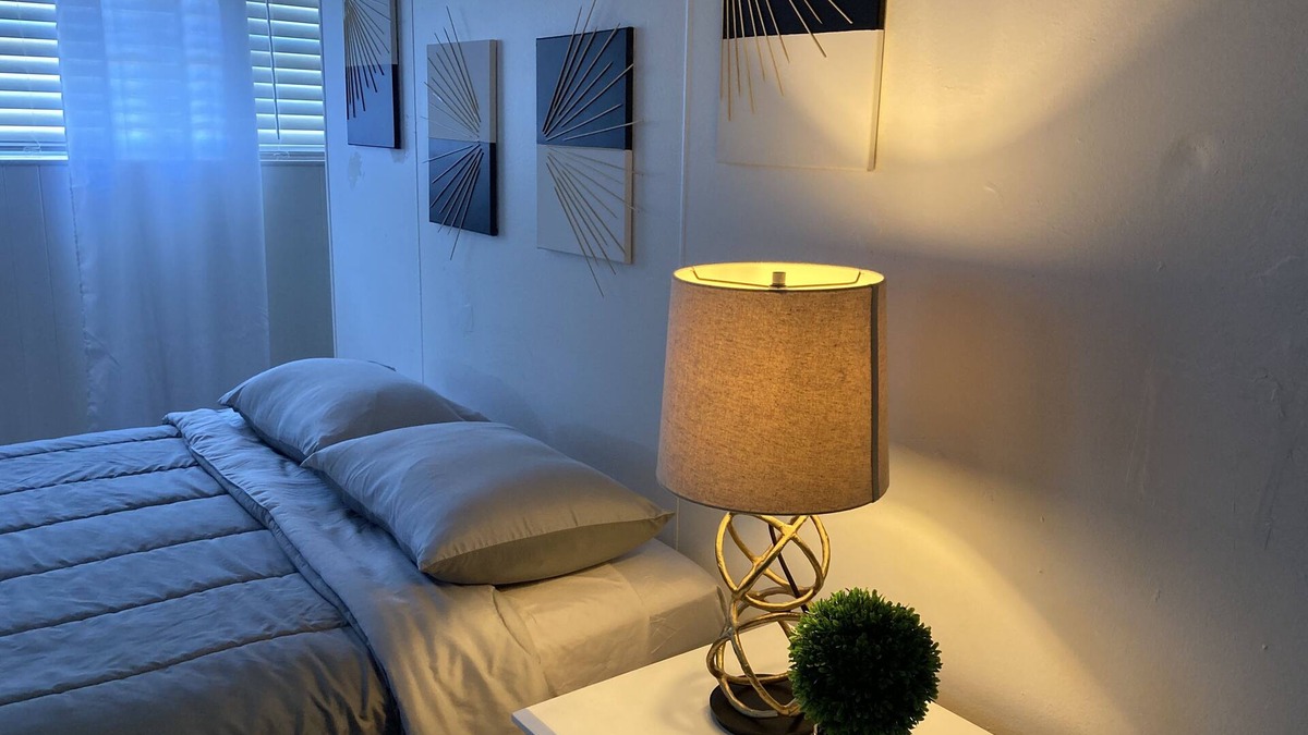Albany Apartment | Simple Urban Studio