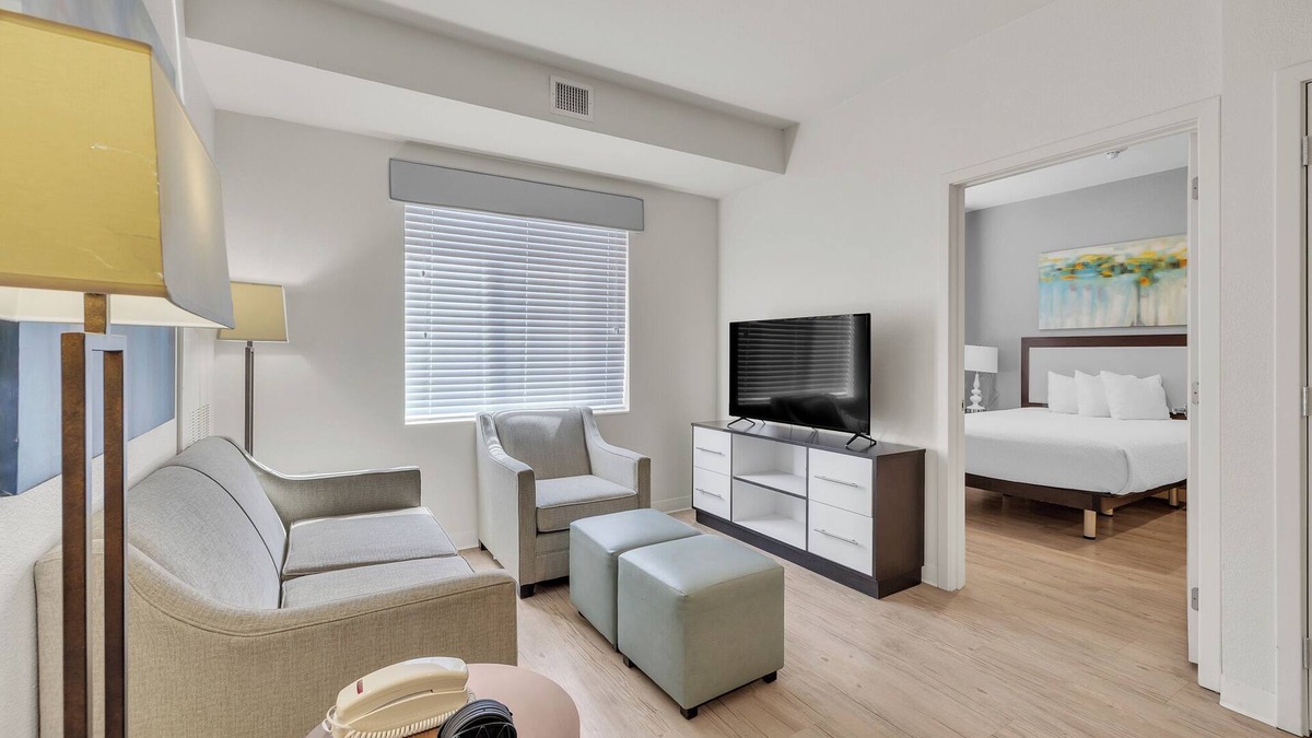 Far North Central Apartment | Simplicity At the Rim 1106 I Comfy 2 Bed 2 Bath