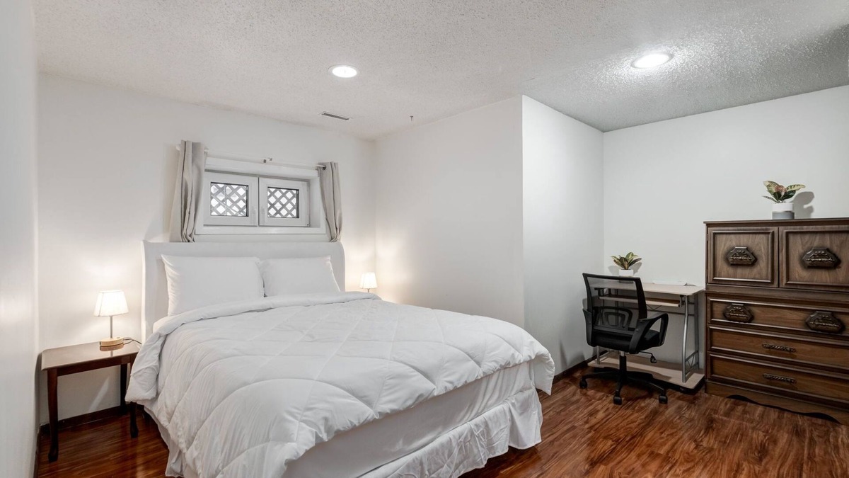 Northwest Calgary House | Simplistic 2BR Suite near Nose Hill & Airport