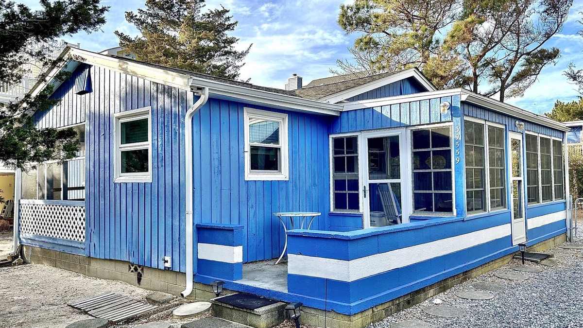 Bethany Beach Cottage | Single family home in small, private, family-friendly oceanside neighborhood