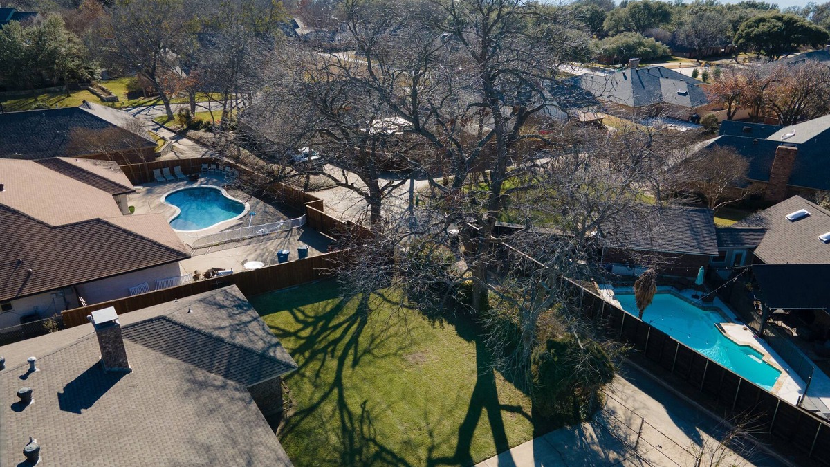 Rockwall House | Single Family in Lakeside Neighborhood-close to 66