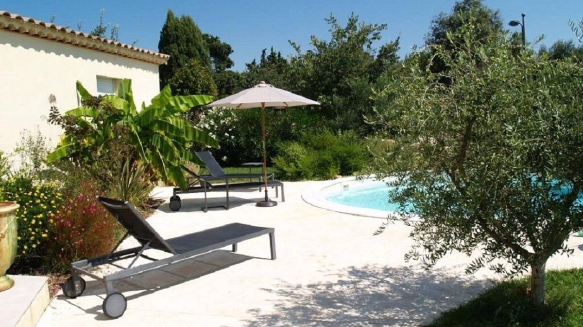 Saint-Quentin-la-Poterie House | Single-storey villa with pool 5 min. from Uzès
