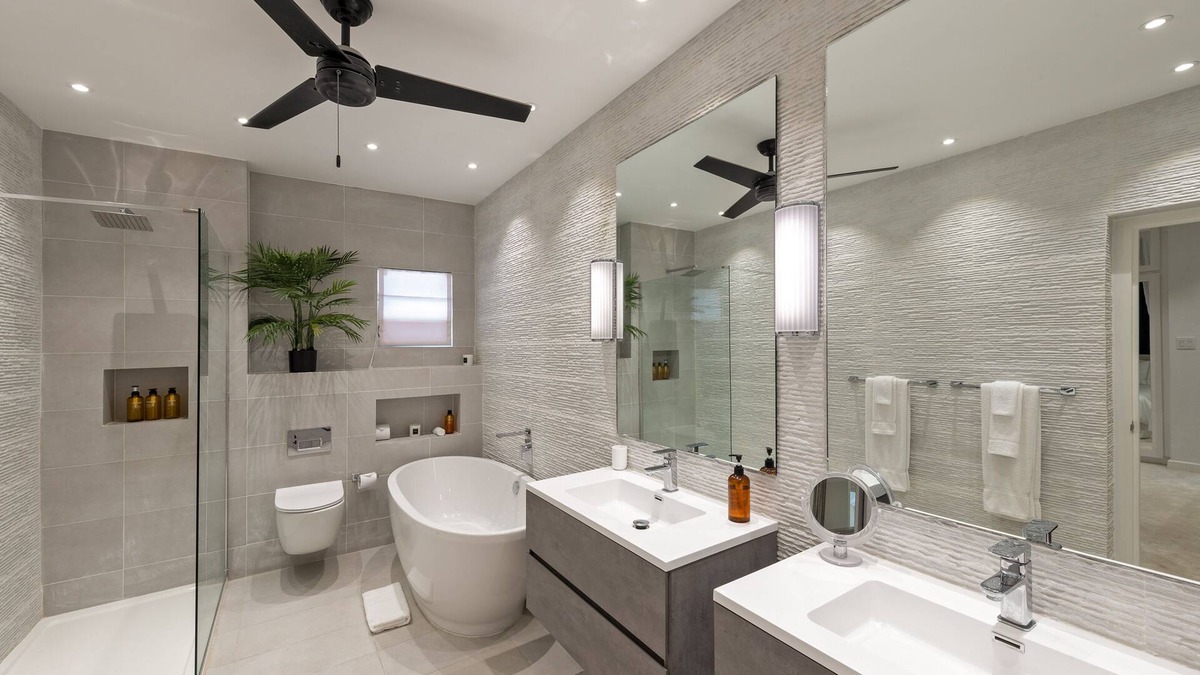 Gibbes Villa | single-level luxury Barbados beachfront villa