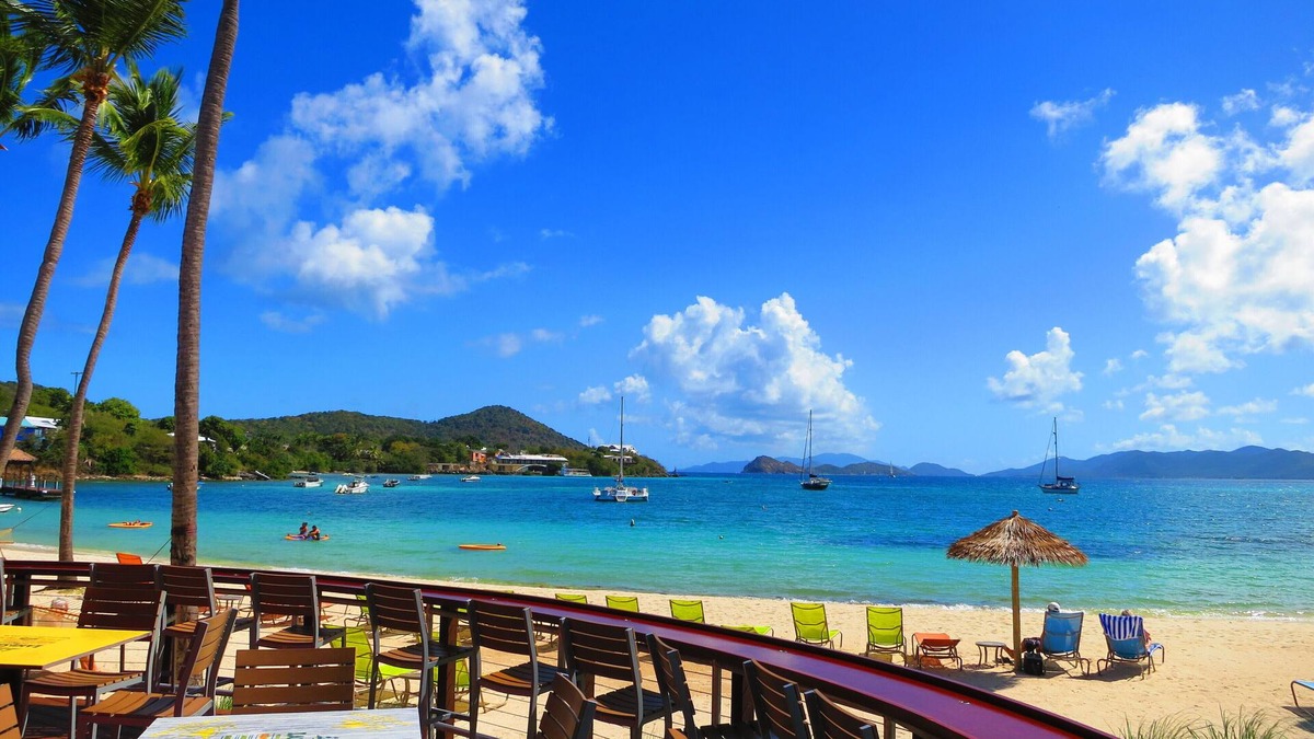 Frydendal Villa | Single Level Villa 4 rooms, 45 seconds to beach, wi-fi included.