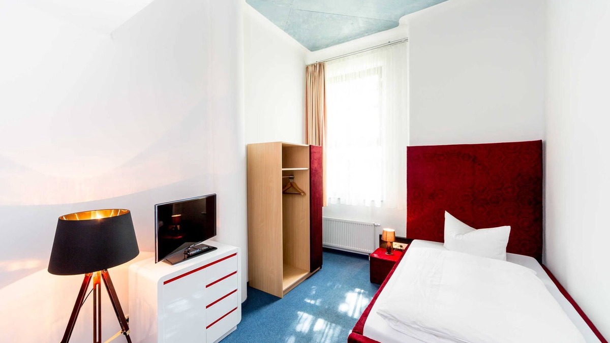 Magdeburg House | Single room Comfort - artHOTEL Magdeburg GmbH