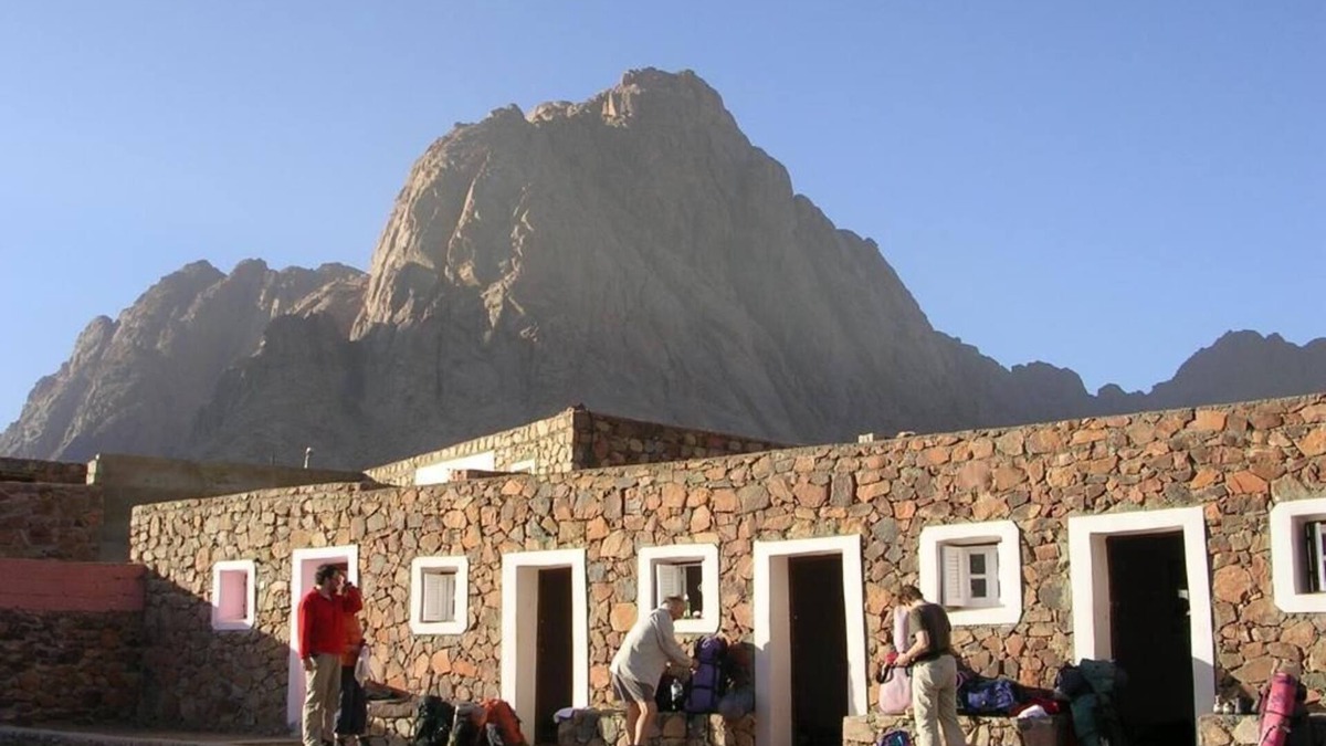 St. Catherine RV Rental | Single Room with Private Bathroom - Sheikh Mousa Bedouin campnn