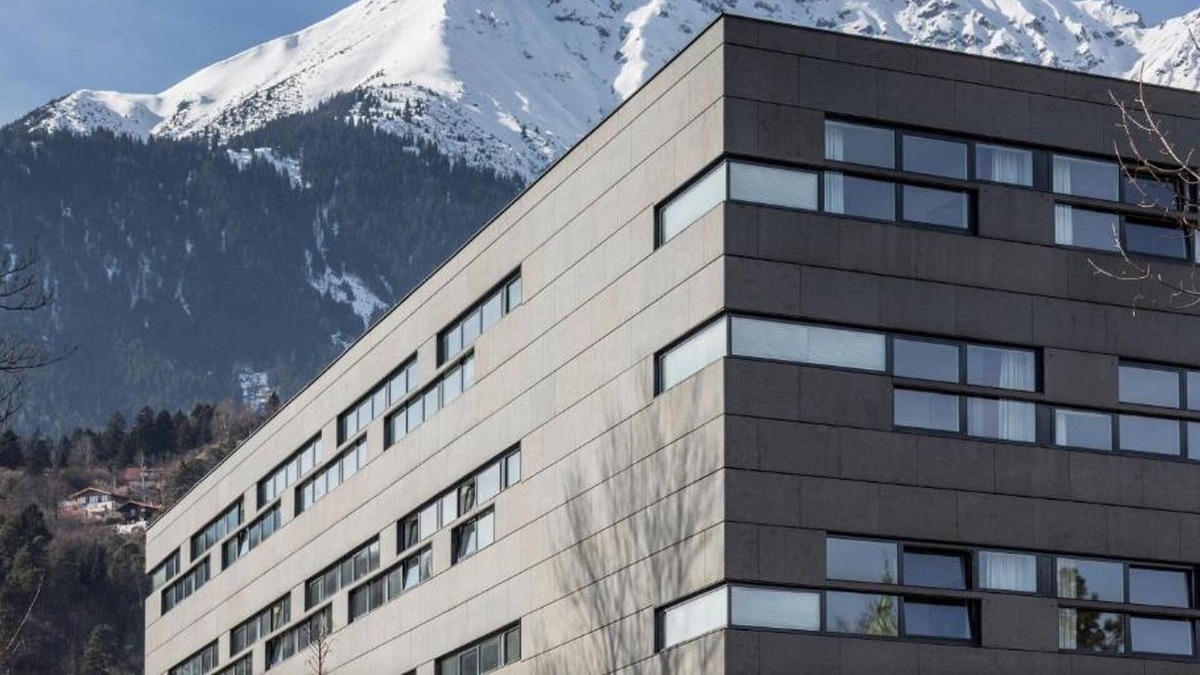 Innsbruck City Centre House | Single room with bath, WC - Austria Trend Hotel Congress Innsbruck