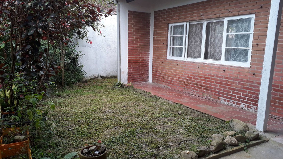 Itanhaem House | Single-storey house, airy, 5 minutes' walk to the beach, very close to the center