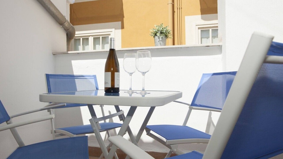La Xerea Apartment | SingularStays Comedias III