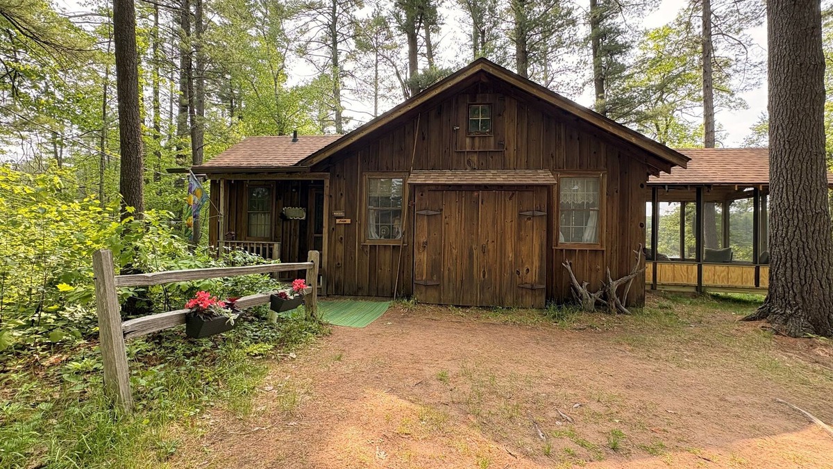 Boulder Junction Cabin | Singwakiki - Main Cabin on Nichols Lake