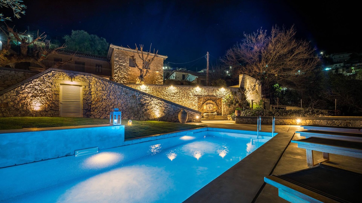 Drimonas Villa | Siora Tanto Villa, a combination of rustic charm and modern flair!