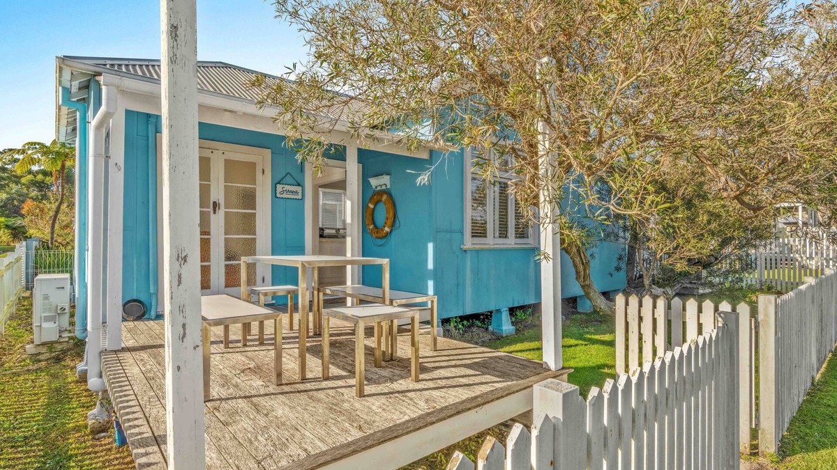 Currarong Cottage | Sirena Beach Cottage - Coastal Haven in Currarong
