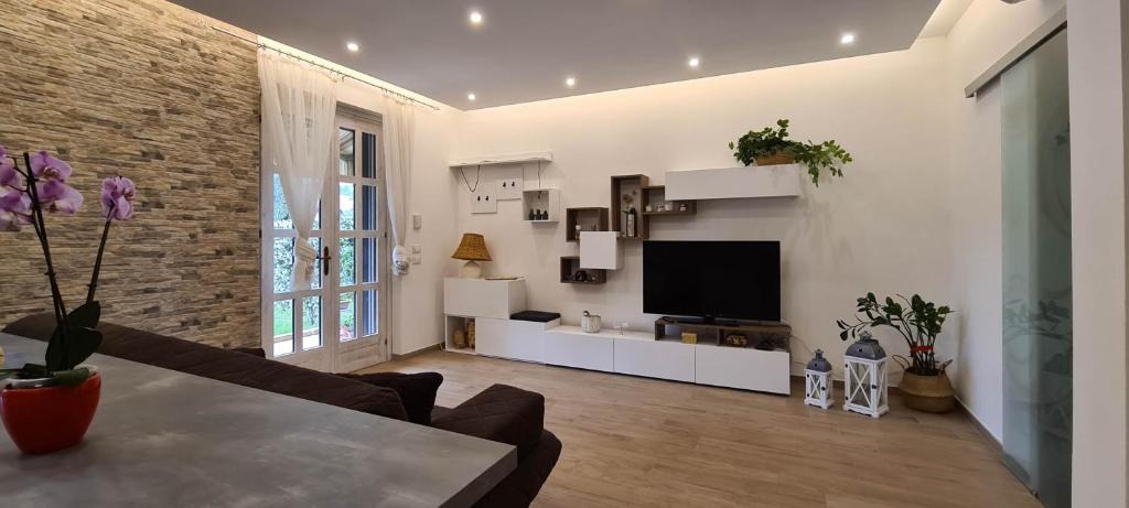 San Benedetto di Lugana Apartment | Sirmione ' s Flower- CIR 017179-CNI-00423