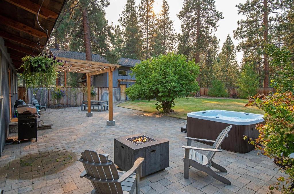 Sisters House | Sisters Basecamp - Meredith Lodging