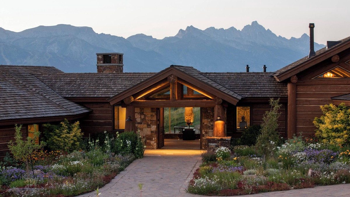 Spring Creek Ranch Villa | Six-bedroom property features a sizeable art collection & Teton views