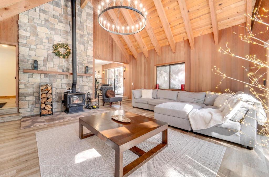 Pla-Vada Woodlands House | Ski, Hike and Fish Cabin with Deck in Soda Springs!