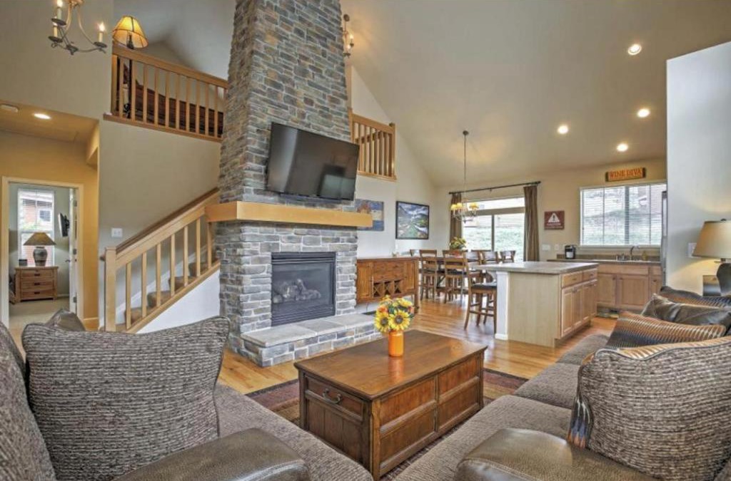 Granby Villa | Ski-In Granby Getaway