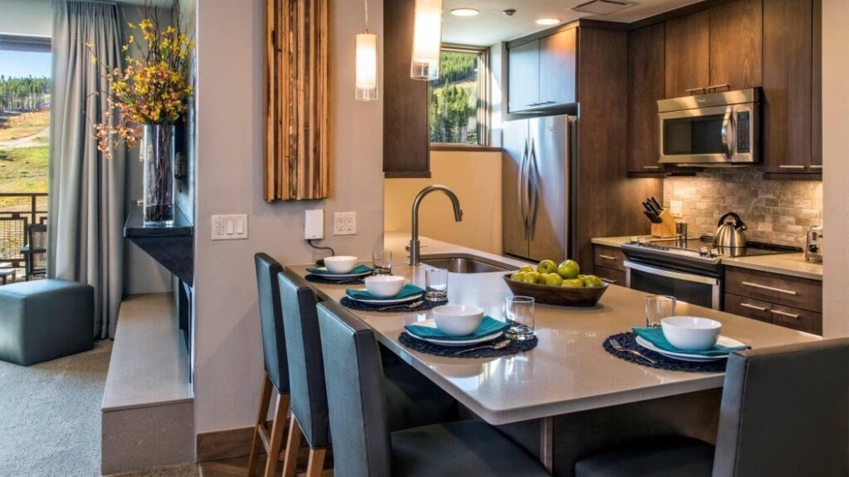 Breckenridge Resort | Ski in/out 1-bedroom resort with WiFi, fitness room in wonderful Breckenridge